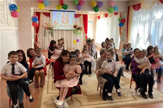 Этот день согрет лучами солнца
