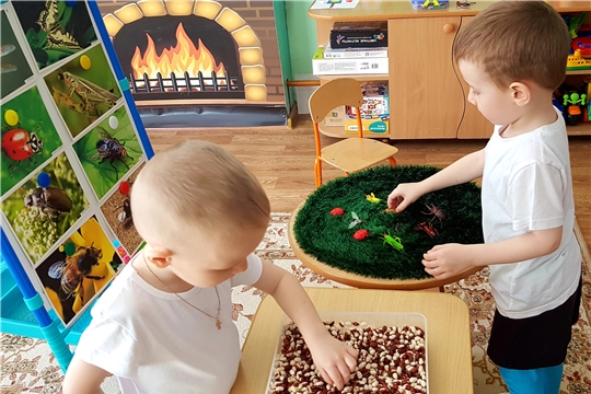 Младшие дошколята отправились «на прогулку в лес»