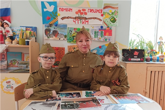 Выставка рисунков "Мы помним, мы гордимся!"