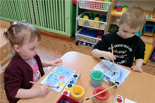 Восковые мелки и акварель