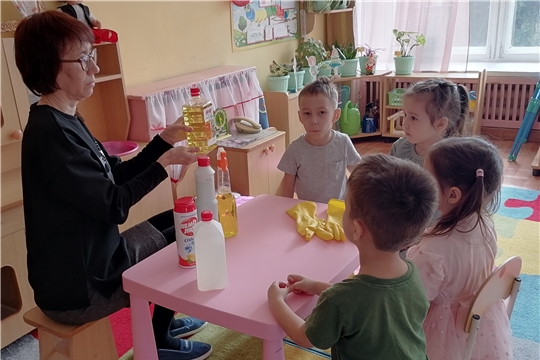 Безопасность прежде всего: правила обращения с бытовой химией для детей
