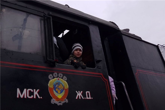 Дошколята посетили передвижной музей "Поезд Победы"