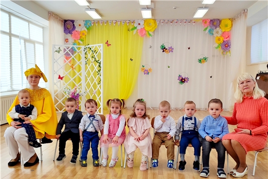 8 марта! Все начинается  с весны!
