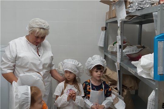 Где и как хранятся продукты в детском саду?