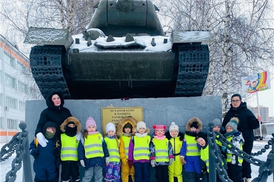 Экскурсия к постаменту танка Т-34