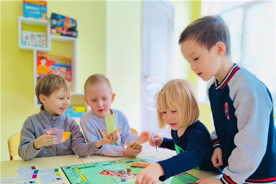 Настольная игра "Монополия"