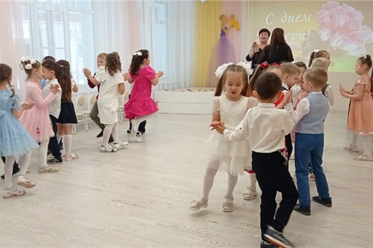 День матери