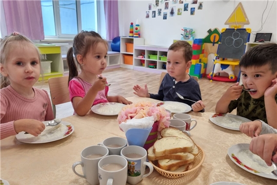 Каша – полезная пища для роста.