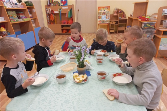 Суп молочный едим, быть здоровыми хотим!