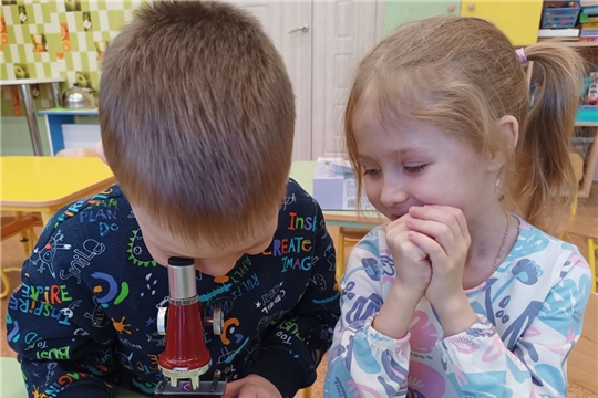 Зимний экспресс. Наблюдение за снежиками.