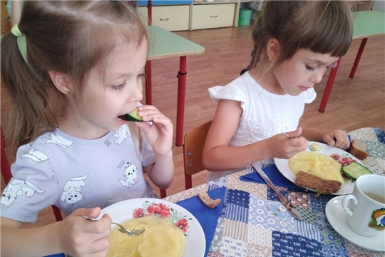 Столовый этикет дошкольников.