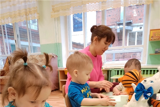 Коррекционно-развивающее занятие с педагогом-психологом с воспитанниками второй группы раннего возраста "Капельки" -"Зайчонок".