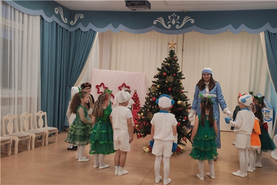 "Новогодний переполох" в старшей группе