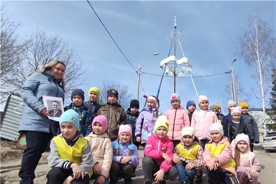 Целевая прогулка к памятнику академику Сергею Королеву.