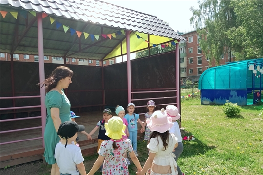 Развивающее занятие с педагогом-психологом.