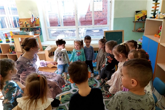Коррекционно-развивающее занятие с педагогом-психологом Мисяковой С.С. с детьми второй группы раннего возраста "Смешарики", "Капельки" на тему "Плохо быть одному"