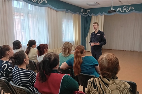 Профилактическая беседа на тему "Осторожно, мошенники.