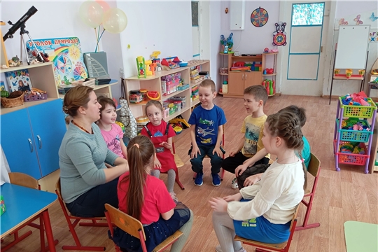 Формирование психологической готовности к школьному обучению с детьми подготовительной группы "Радуга". 