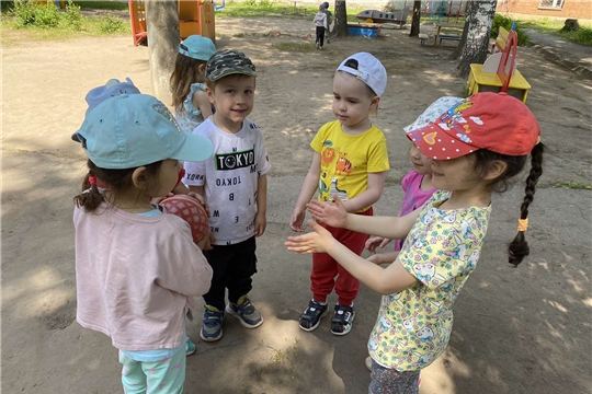 Носим головной убор, защищаемся от солнца!