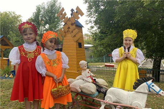 Яблочный Спас - детям о празднике