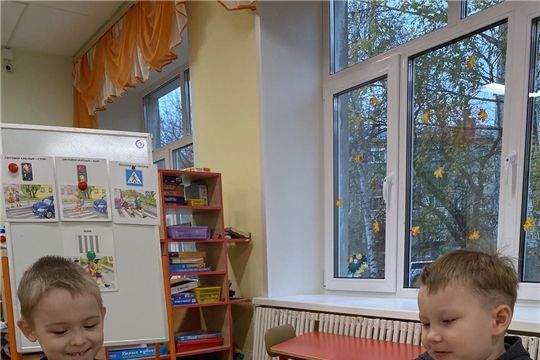 Внимание! Переходим улицу!