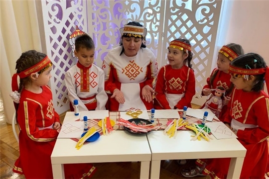 Всемирный день рукоделия