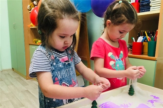Значение игр с песком для малышей