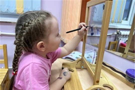 Прозрачный мольберт 