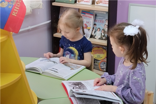 Выставка книг к 80летию Великой Победы