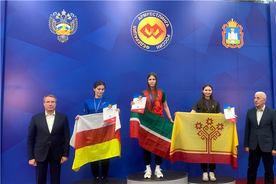 Бронзовая медаль на первенстве России по армрестлингу
