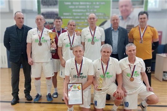 С 15 по 16 февраля в ФСК "Волга" проводился Кубок "Приволжья" по футзалу среди ветеранов 60 лет и старше. Инструктор по спорту- Михайлов В.Э.