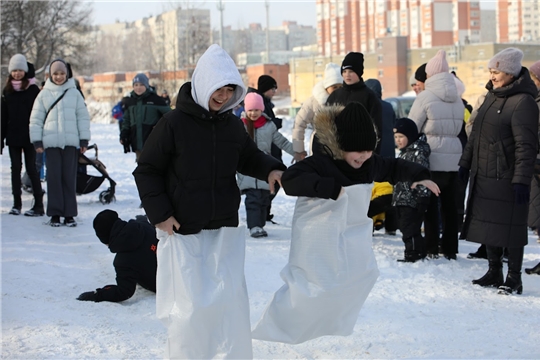 Масленица в микрорайоне "Солнечный"