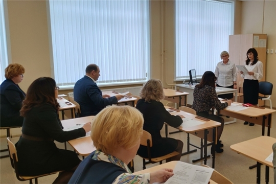 Новочебоксарка сама сдала ЕГЭ по обществознанию на 100 баллов: "Хороший репетитор дорогой"