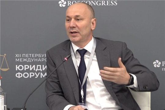 Глава Рособрнадзора: "Требования к экзамену для мигрантов не должны быть мягче, чем к экзаменам для выпускников российских школ"