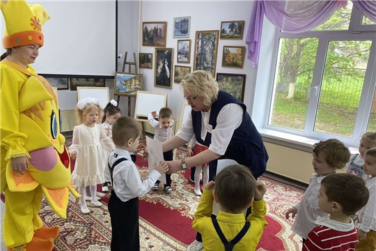 Открытые занятия по дополнительным услугам для родителей