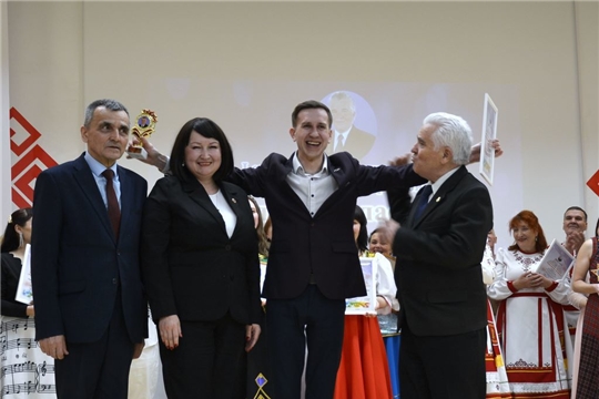 А.Горбунов-обладатель Гран-При I открытого межрегионального фестиваля-конкурса эстрадной песни им.композитора Ю.Жукова "Юратсан юрлас килет"