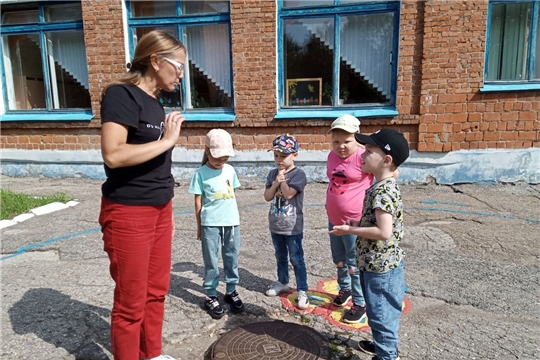 Осторожно, люк!