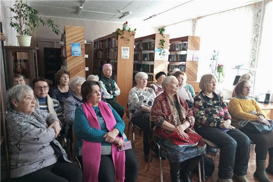 Литературно-музыкальная композиция «Окрыленная песней душа» в Городской библиотеке семейного чтения 