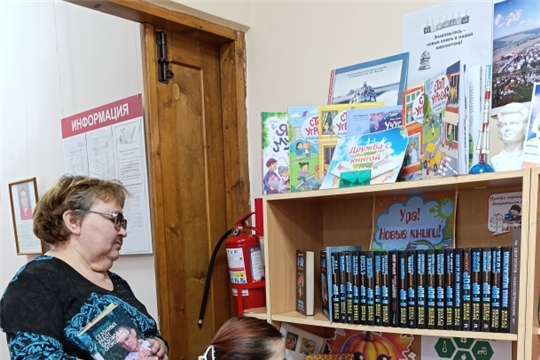 Выставка «Во саду ли, в огороде» функционирует в Шоршелской сельской библиотеке
