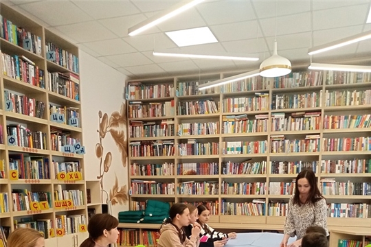 Интеллектуальное ассорти «С днем рождения Википедия!» в Большесундырской сельской библиотеке