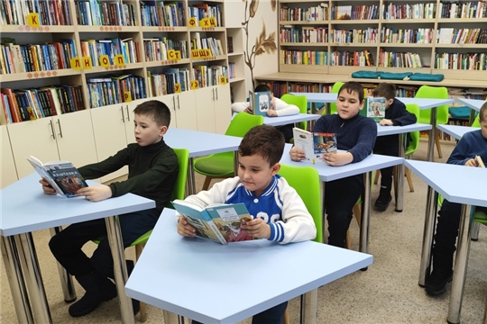Литературное путешествие «Прекрасный мир удивительного человека» в Большесундырской сельской библиотеке