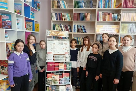 Час исторической хроники «200 дней мужества и стойкости» в Ярабайкасинской сельской библиотеке