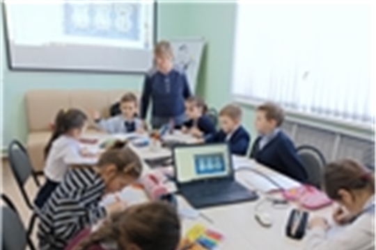 Час творчества "Домик моей семьи" в Ярославской сельской библиотеке