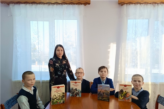 Акция день чтения вслух «В книжной памяти мгновение войны» в Большекарачкинской сельской библиотеке