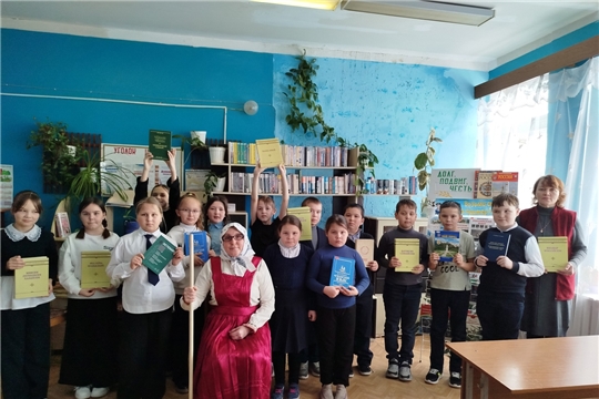 Час краеведения «День родного языка» в Юнгинской сельской библиотеке