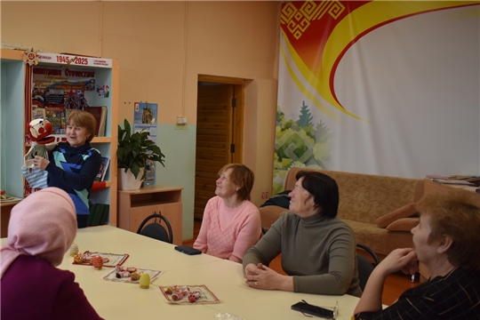Час театра «И …оживают куклы» (К Международному дню театра кукол) в Кашмашской сельской библиотеке