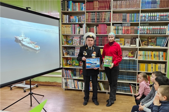  Встреча «О море, о флоте, о Родине» со старшим мичманом корабля Замковым Леонидом Николаевичем, уроженцем деревни Адабай в сельской библиотеке