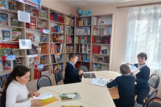 Познавательный час «Наши крылатые друзья» в Шатьмапосинской сельской библиотеке