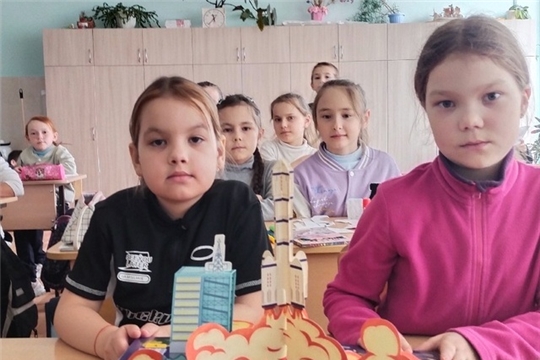 Единый урок ко Дню космонавтики "Твои звёзды над Шоршелами." с Хорнойской сельской библиотекой