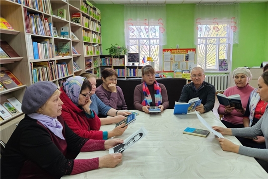 Литературно-краеведческий час «Леонид Агаков – писатель и фронтовик» в Адабайской сельской библиотеке